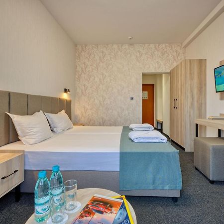 Augusta Spa Hotel Hisarya Bagian luar foto