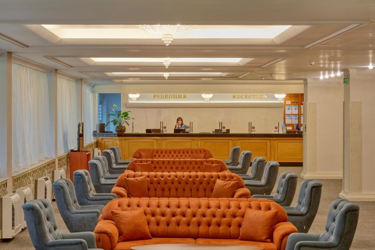 Augusta Spa Hotel Hisarya Bagian luar foto