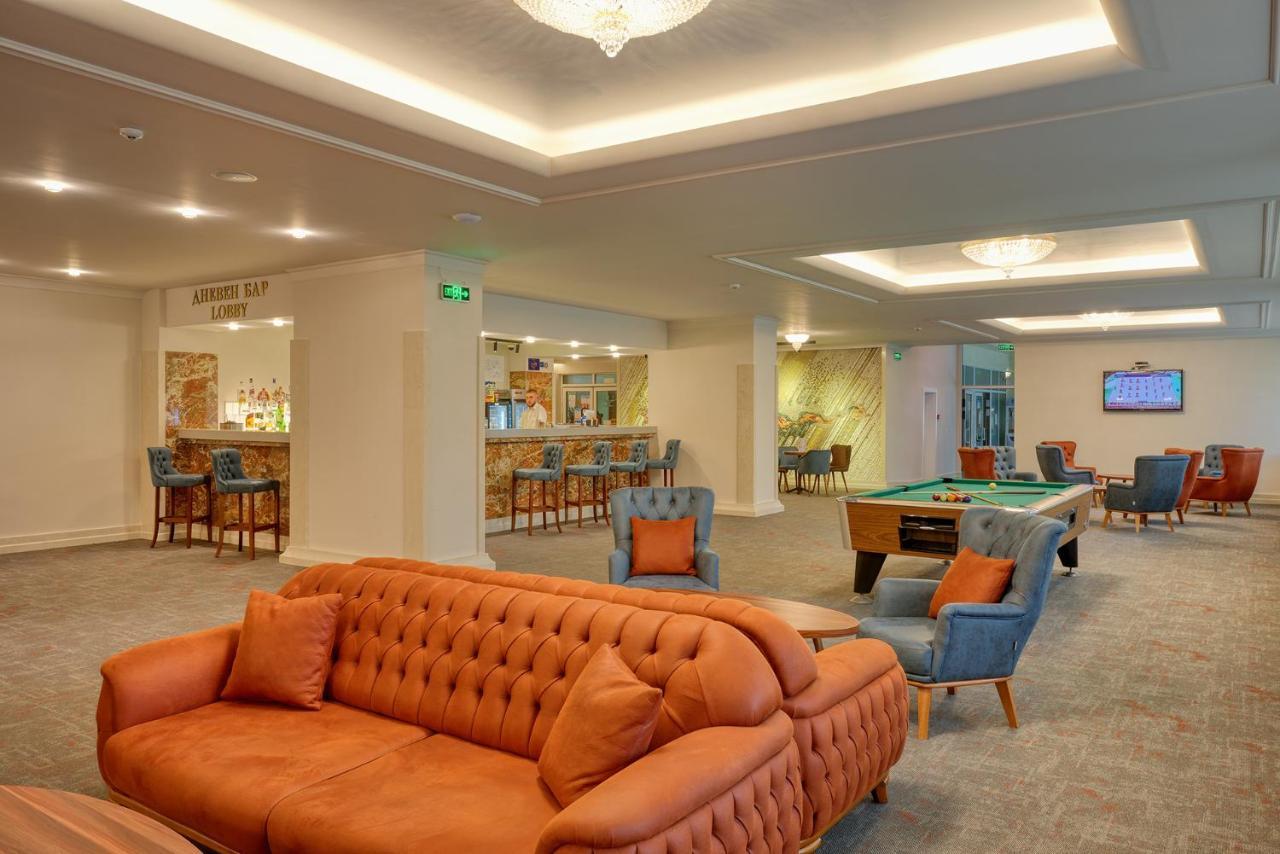 Augusta Spa Hotel Hisarya Bagian luar foto