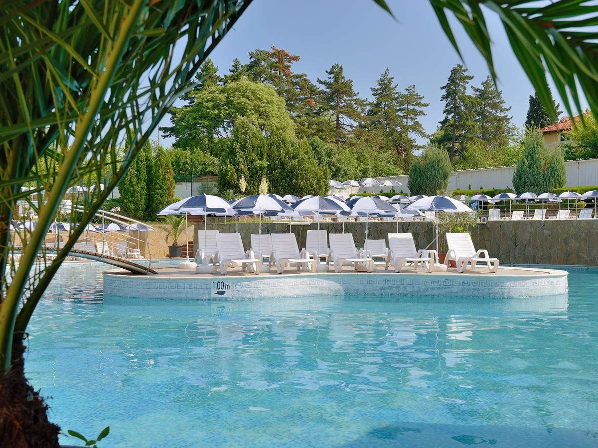Augusta Spa Hotel Hisarya Bagian luar foto