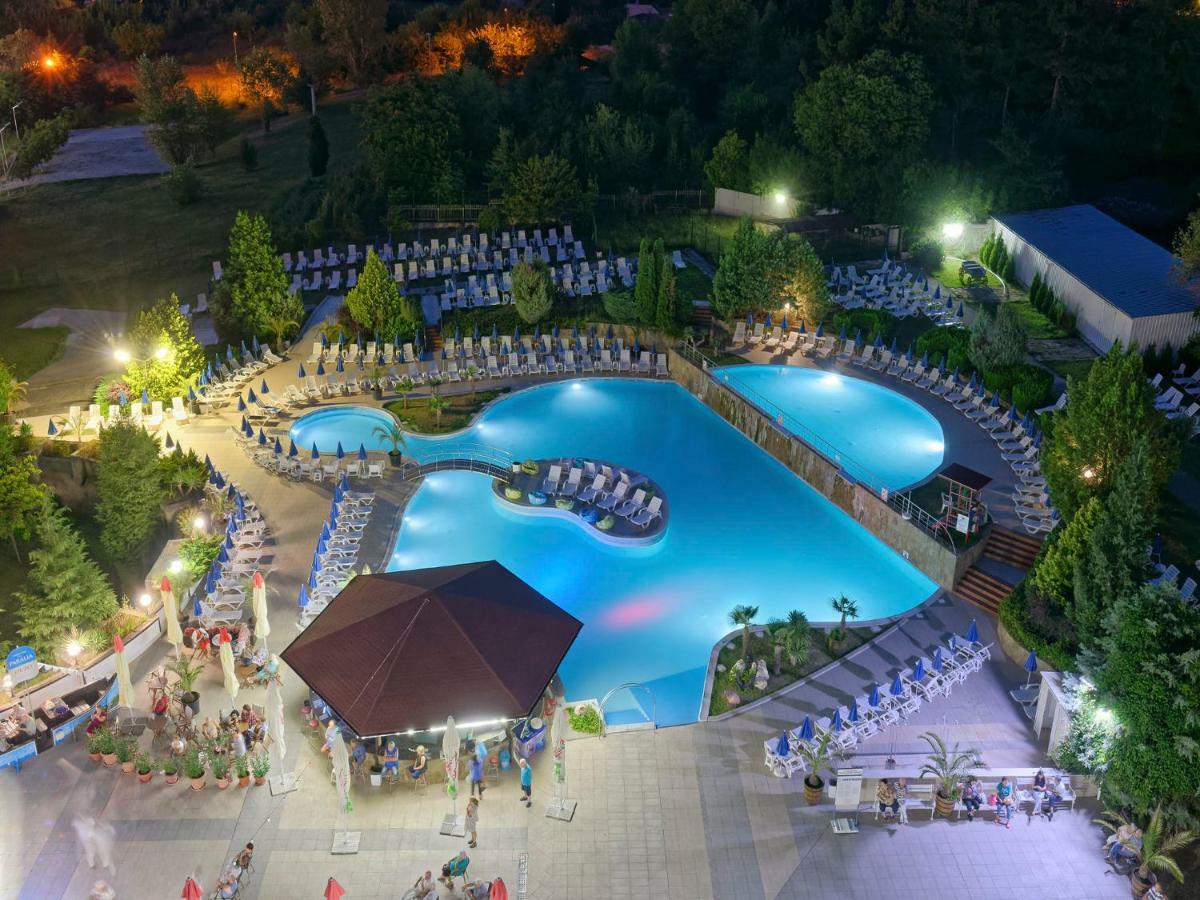 Augusta Spa Hotel Hisarya Bagian luar foto